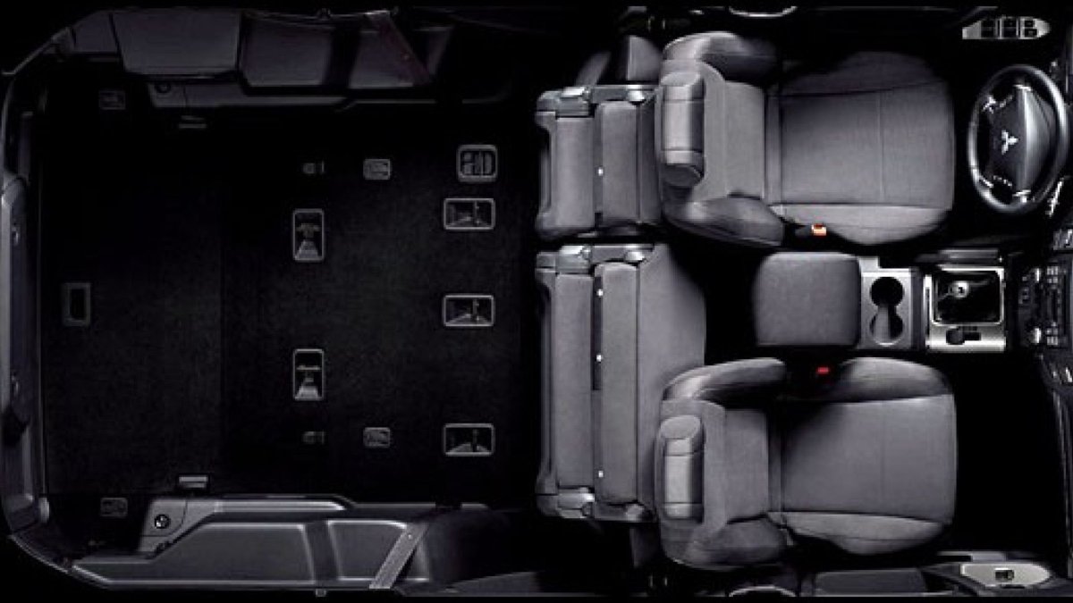 Ароматизатор багажника Мицубиси Паджеро 4