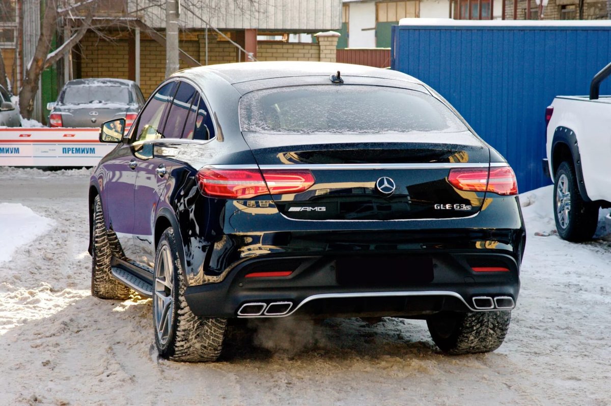 Мерседес Икс 6