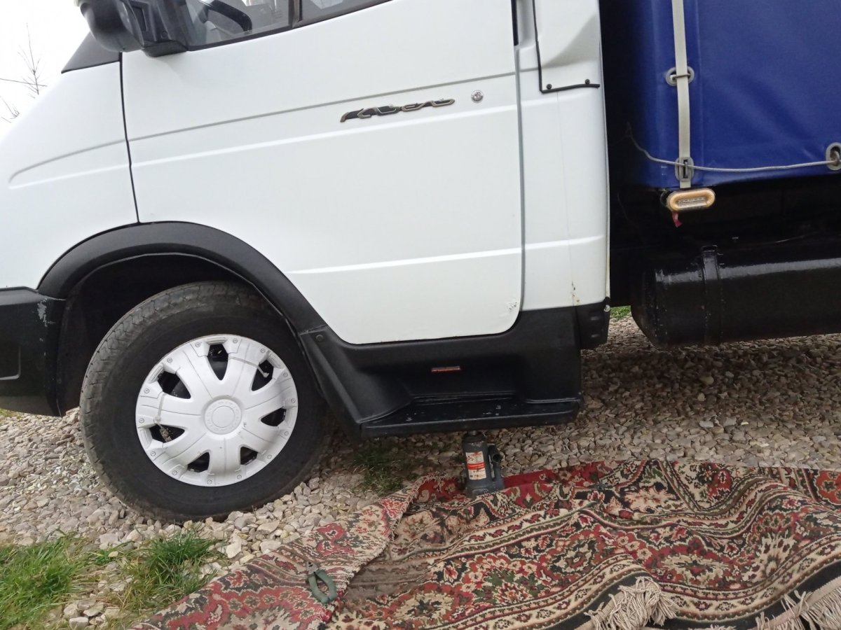 Подножка Газель