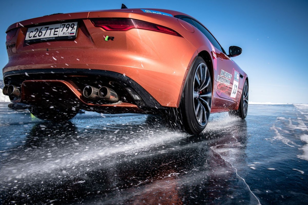 Дни скорости на льду Байкала