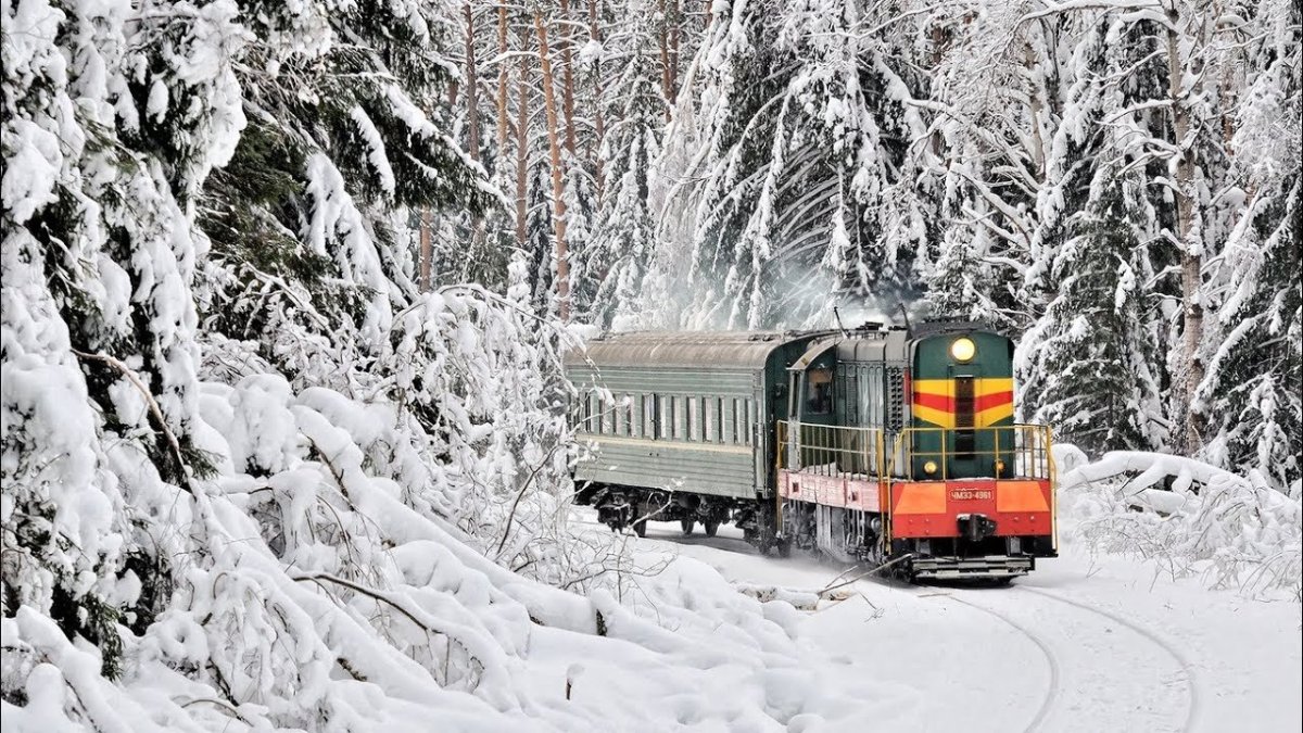 Тепловоз зимой