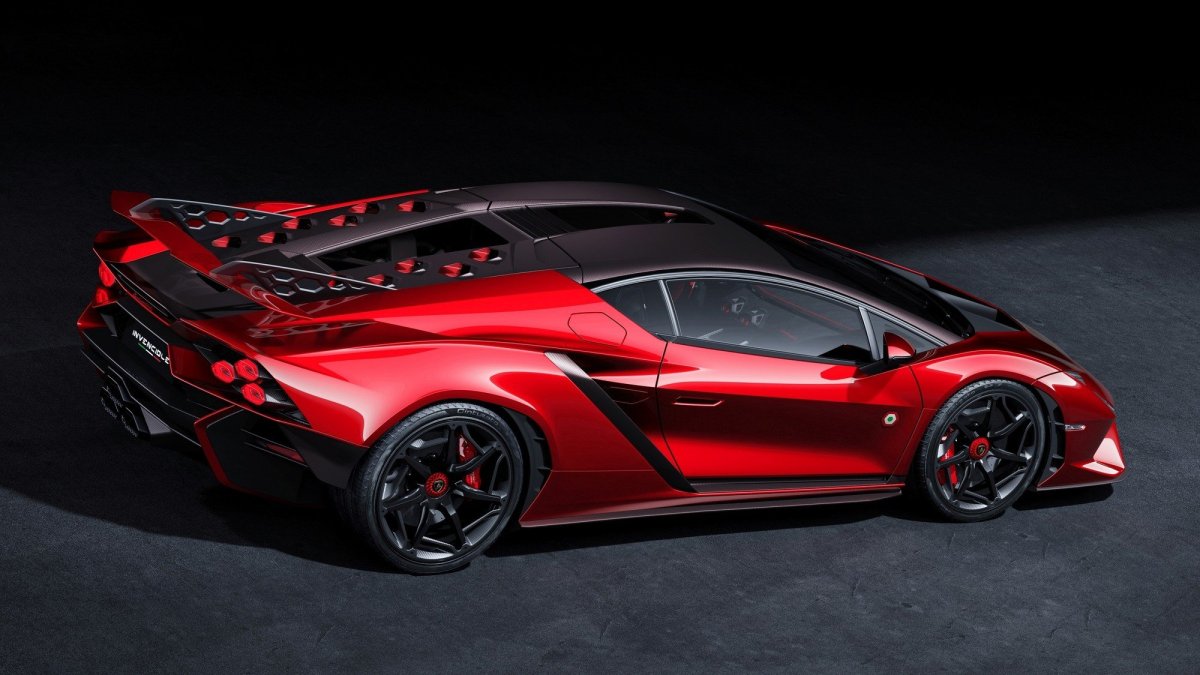 Ламборджини 2023