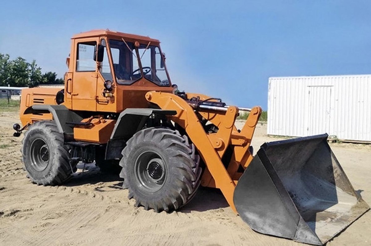 Фронтальный погрузчик на трактор т 150