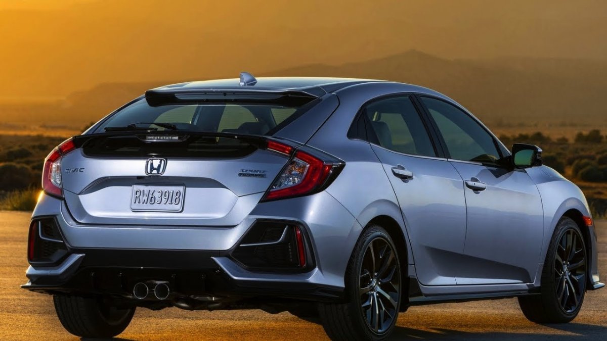 Honda Civic 2021 хэтчбек