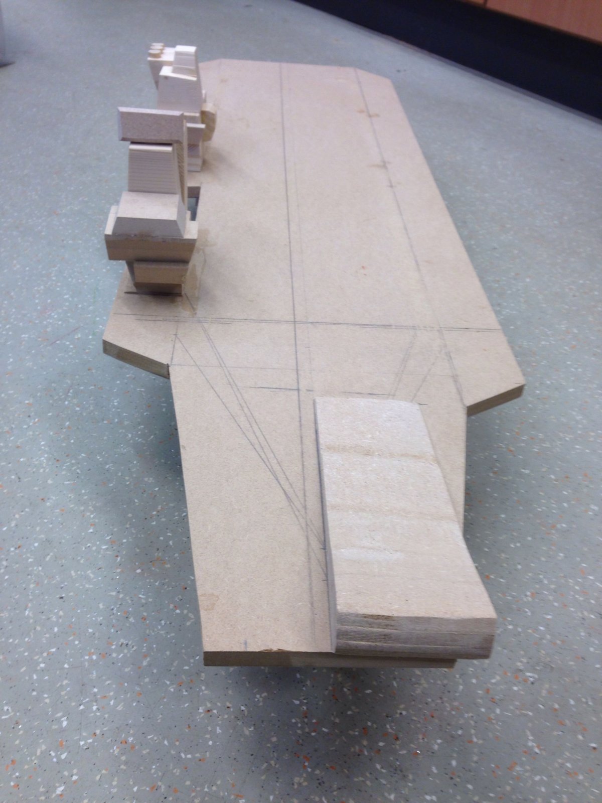 Конструктор авианосец из дерева