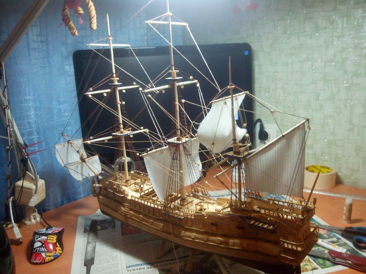 Модель корабля из спичек