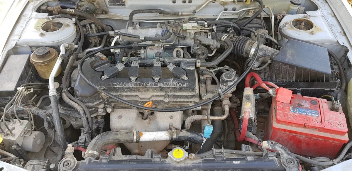 Nissan p11 подкапотное