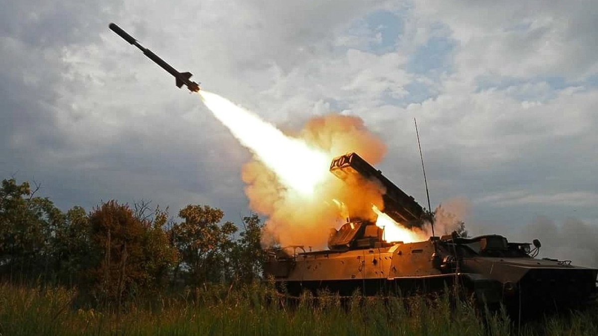 Стрела-10 зенитный ракетный комплекс Украина