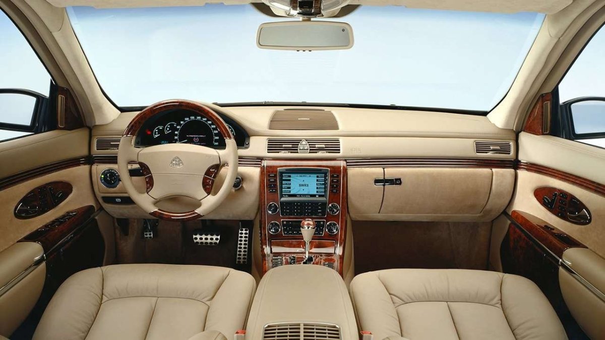 Мерседес Майбах 62