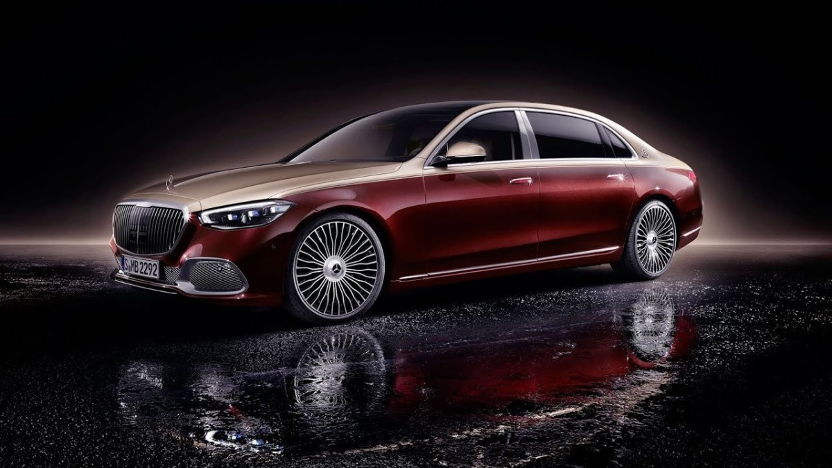 Мерседес Майбах 2022