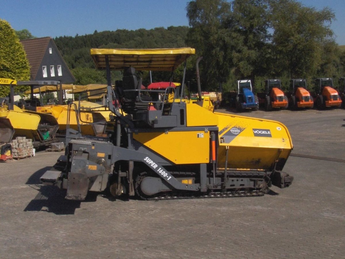 Асфальтоукладчик Vogele 1600