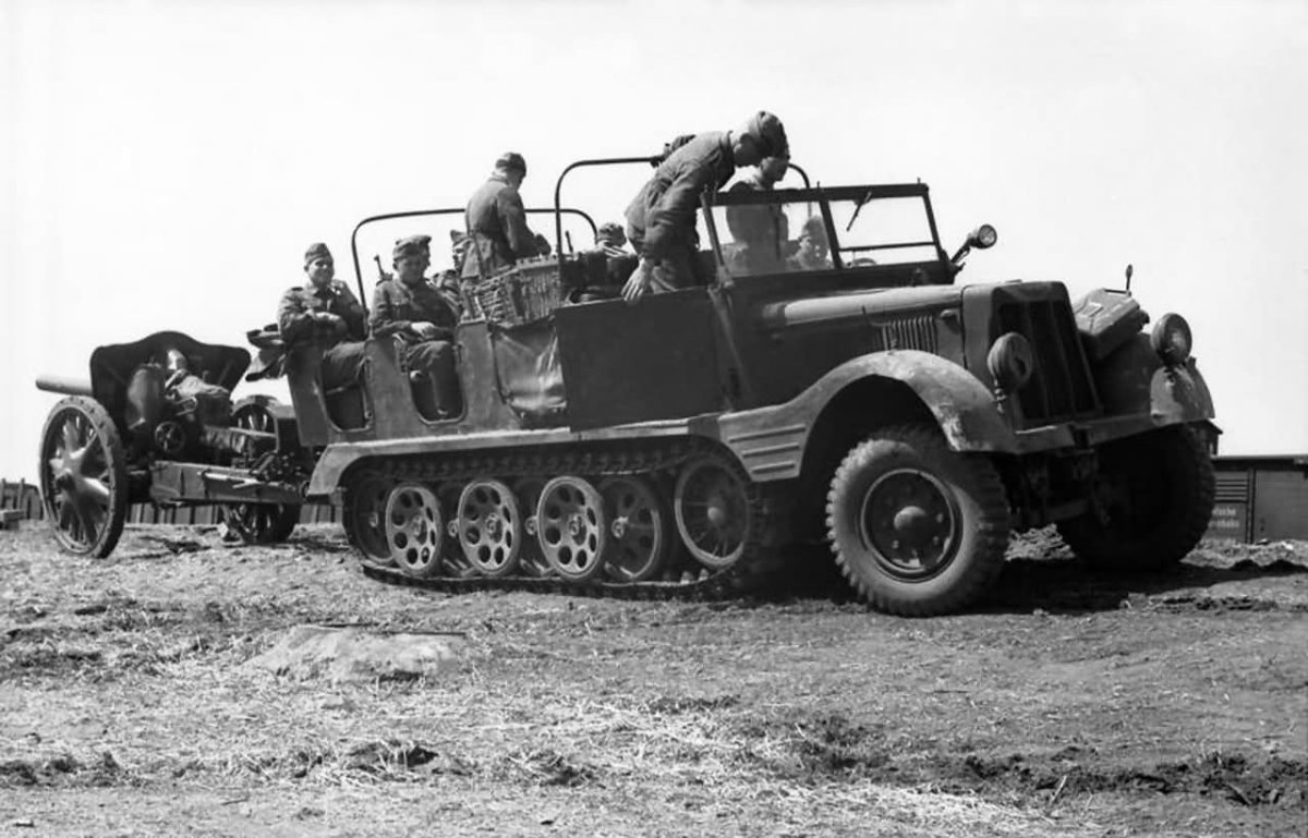 Тягач SD KFZ 11