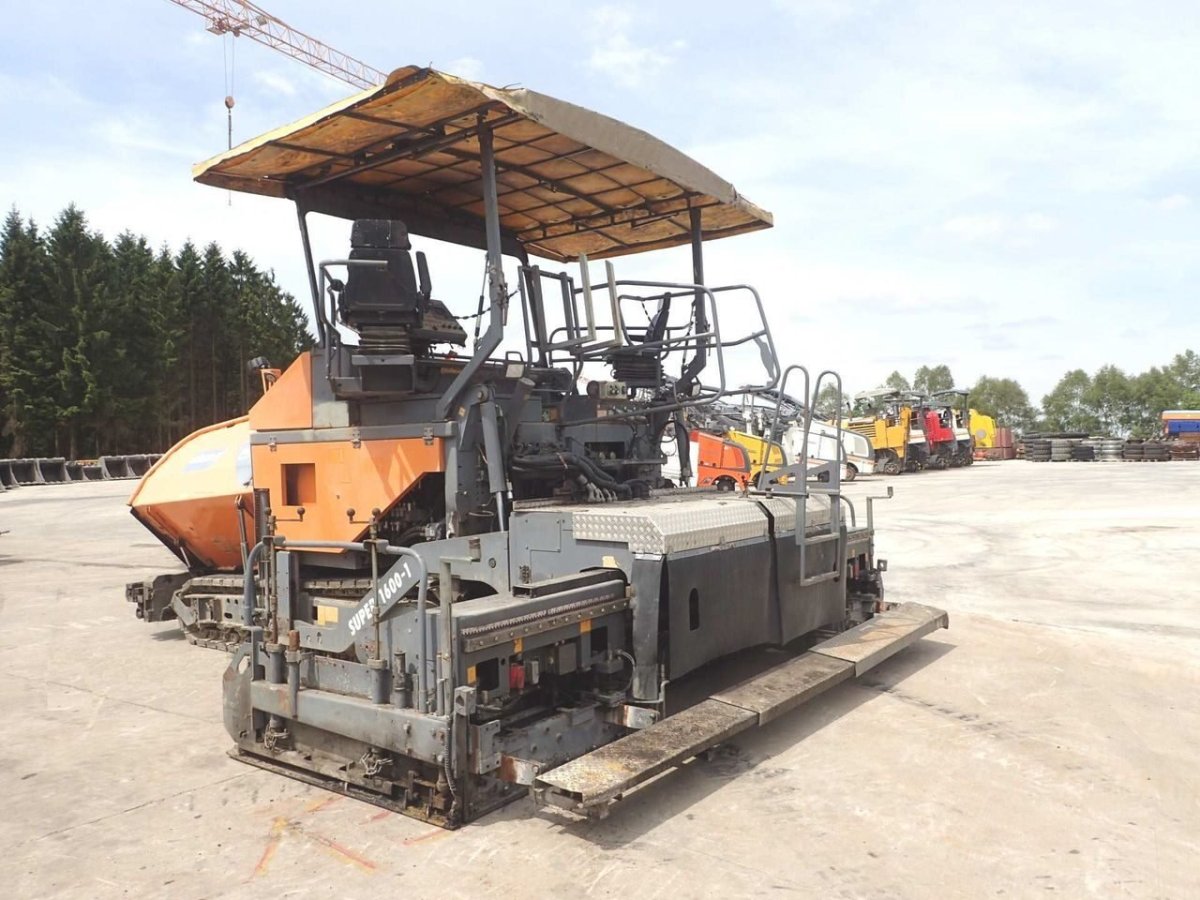 Выглаживающая плита асфальтоукладчика Vogele