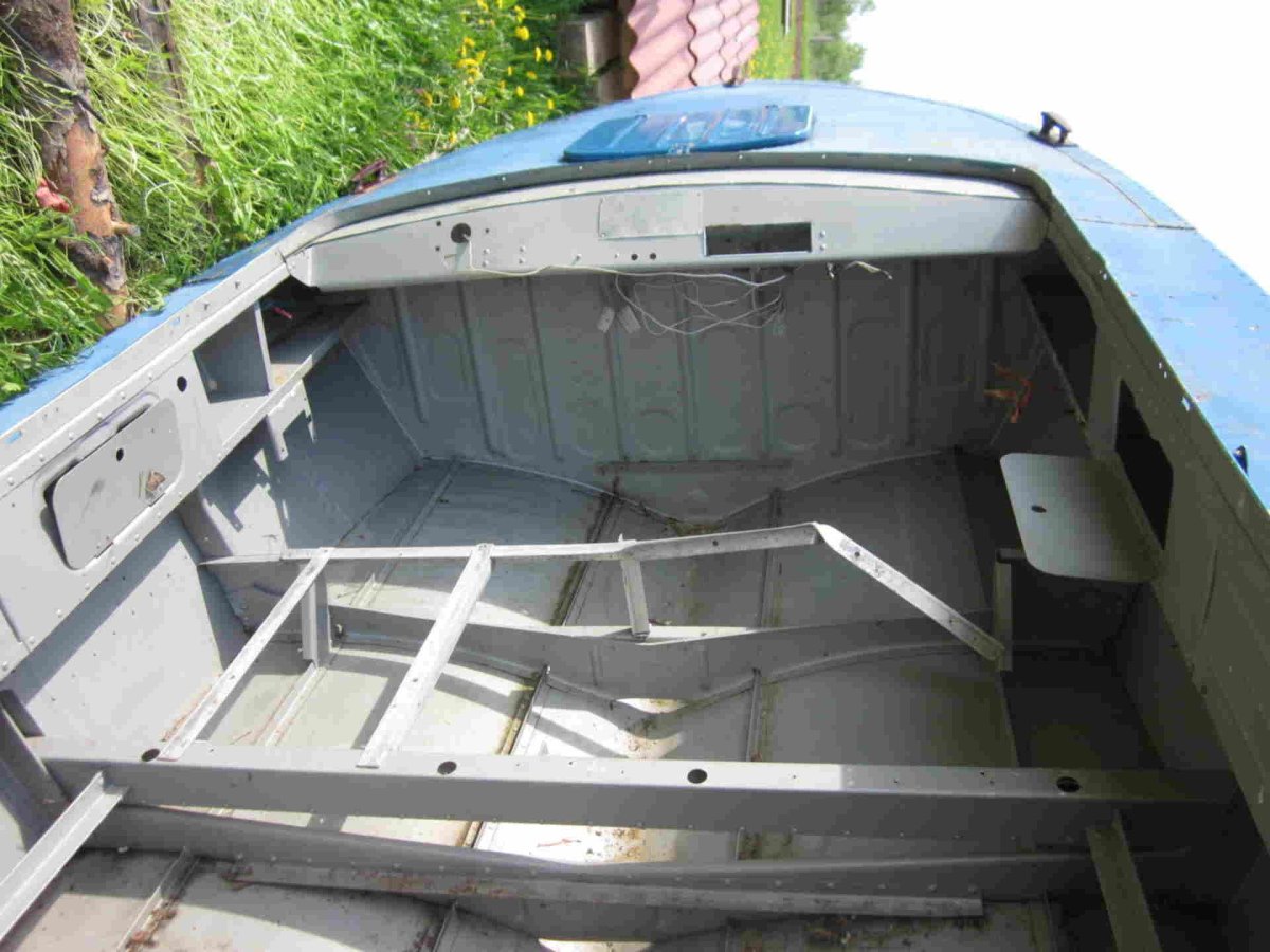 Лодка Прогресс 2м