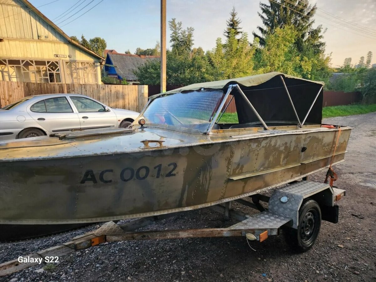 Лодка Серебрянка 3