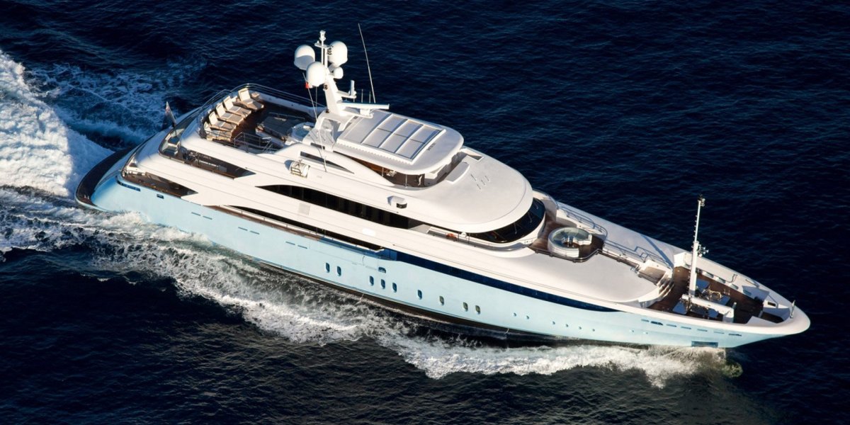 Яхта Vertigo