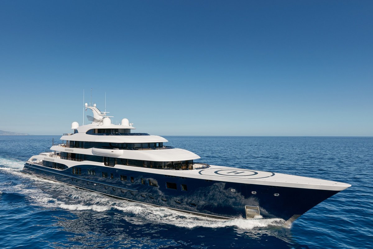 Мегаяхта симфония