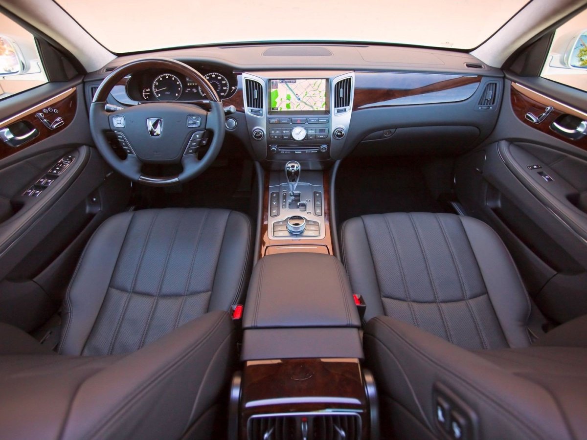 Hyundai Equus Limousine салон