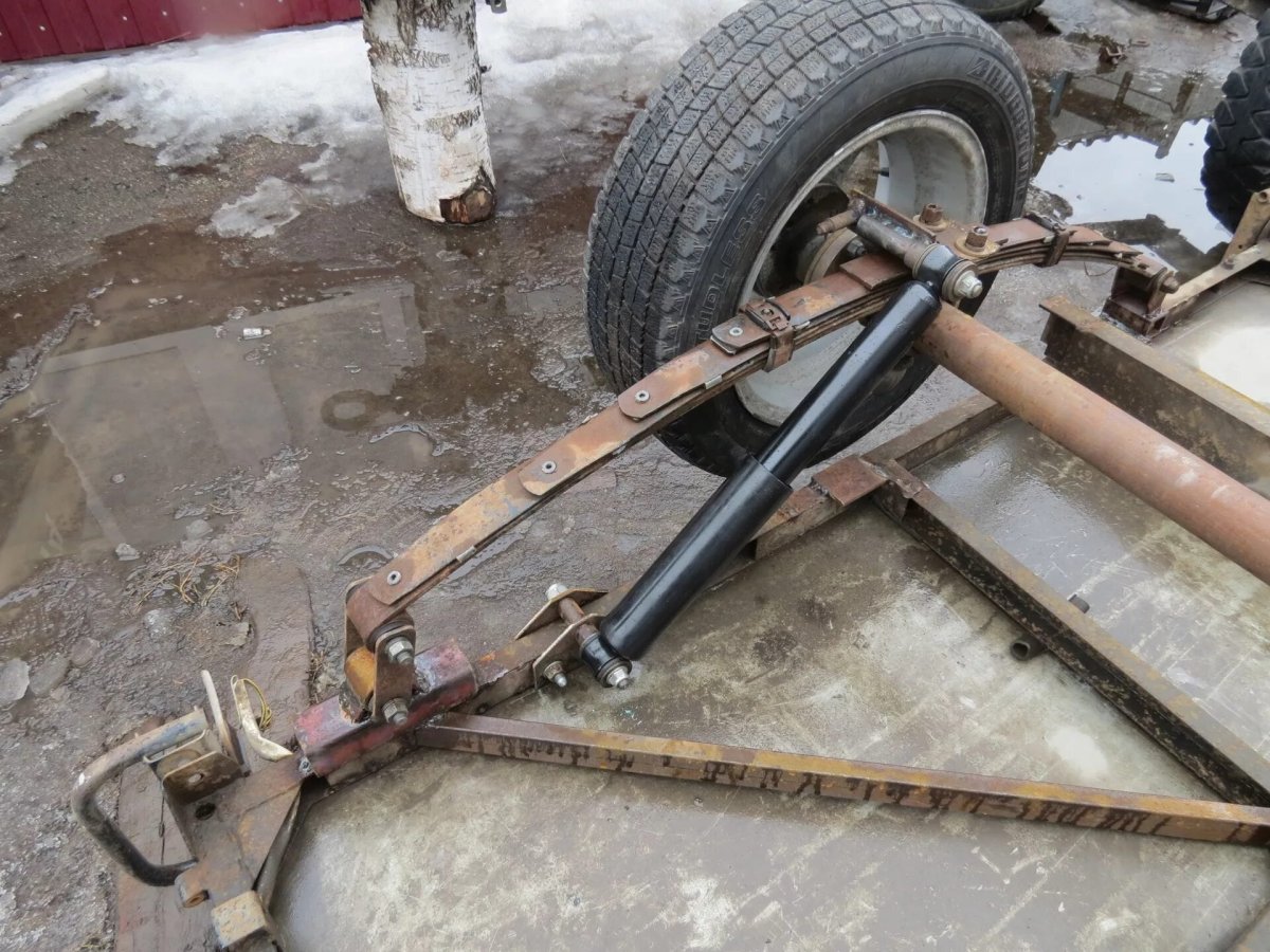 Прицеп КМЗ 8136 на рессорах