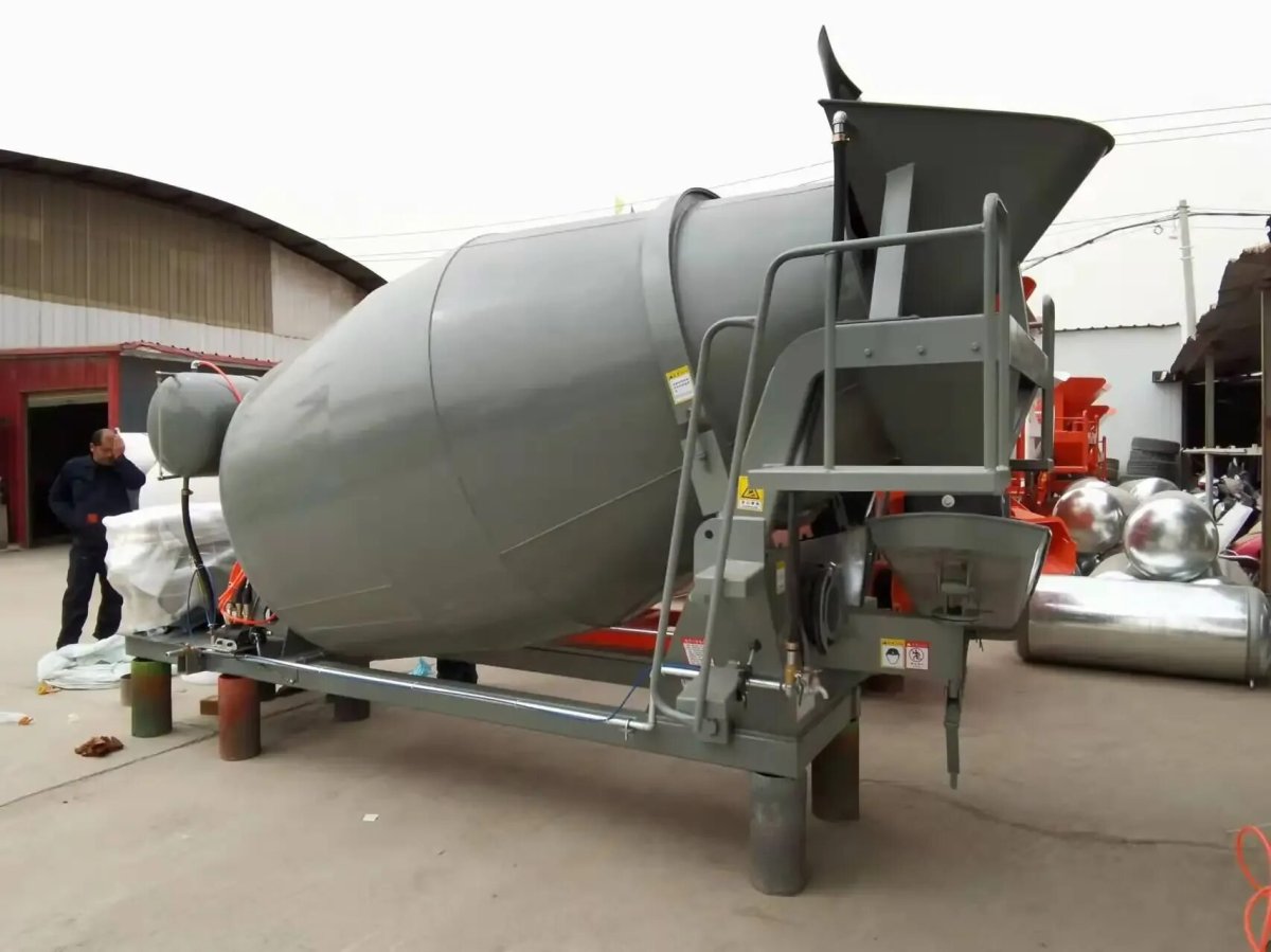 Бетономешалка Nissan