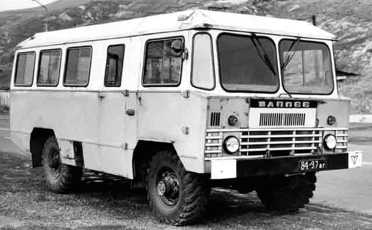 ГАЗ 66 пассажирский