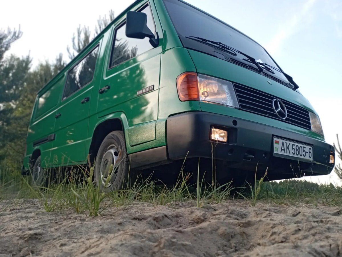 Mercedes Benz MB 100d 1987