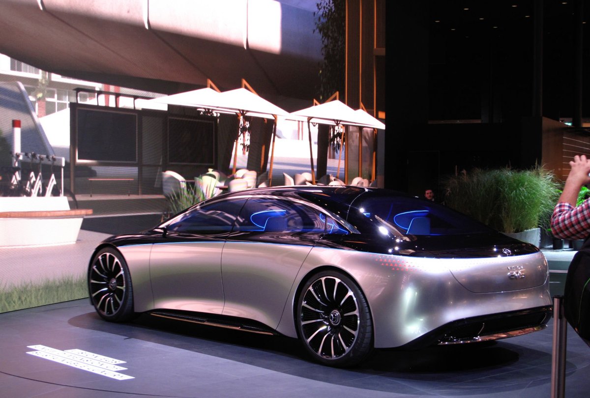 Mercedes-Benz Vision EQS