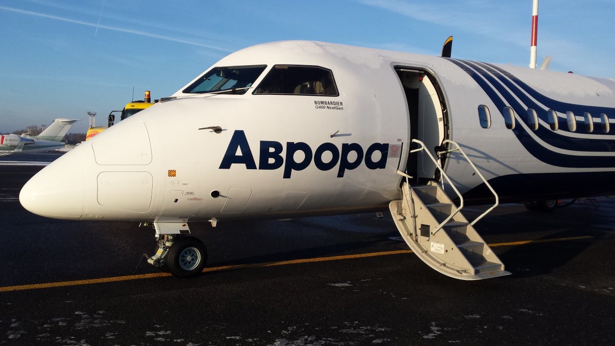 Q400 самолет Аврора