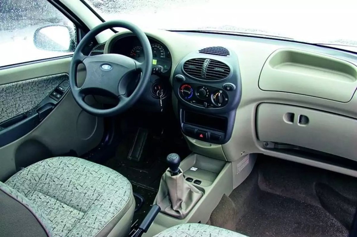 Лада Калина 1 салон