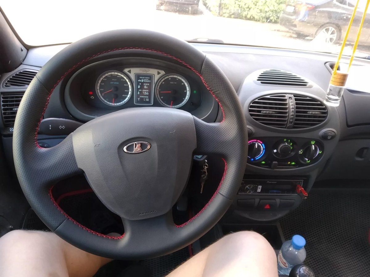 Lada Kalina Sport 1 салон