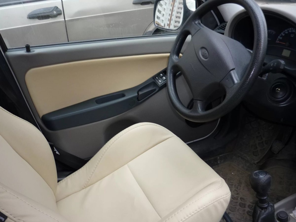 Калина 1 светлый салон