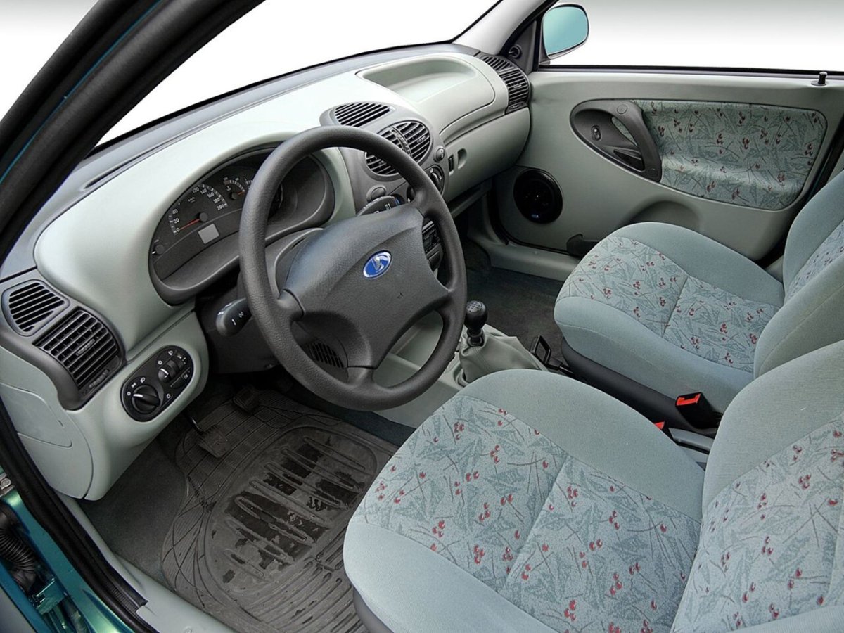 Лада Калина седан салон