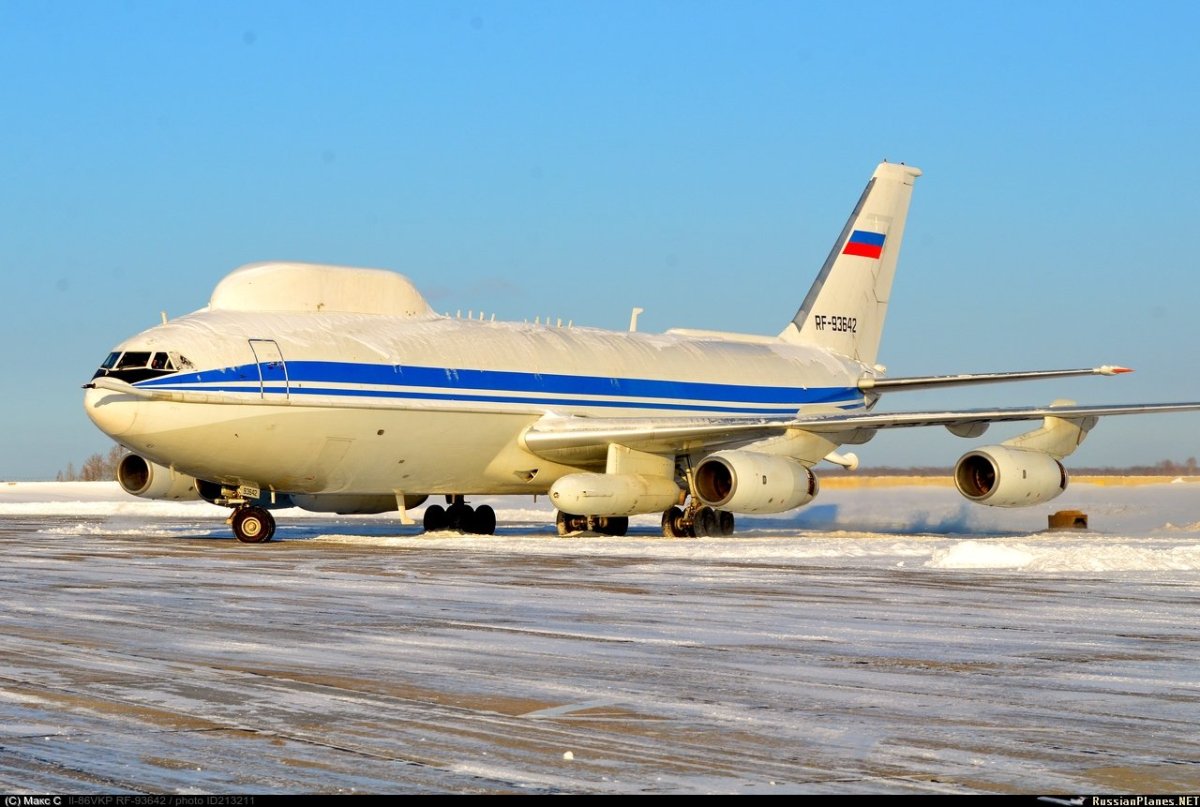 Самолет ил 86