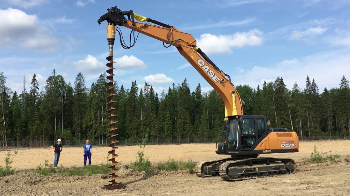 Экскаватор кейс 220