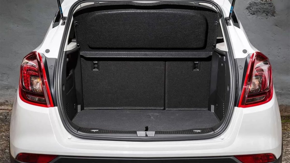 Opel Mokka x багажник