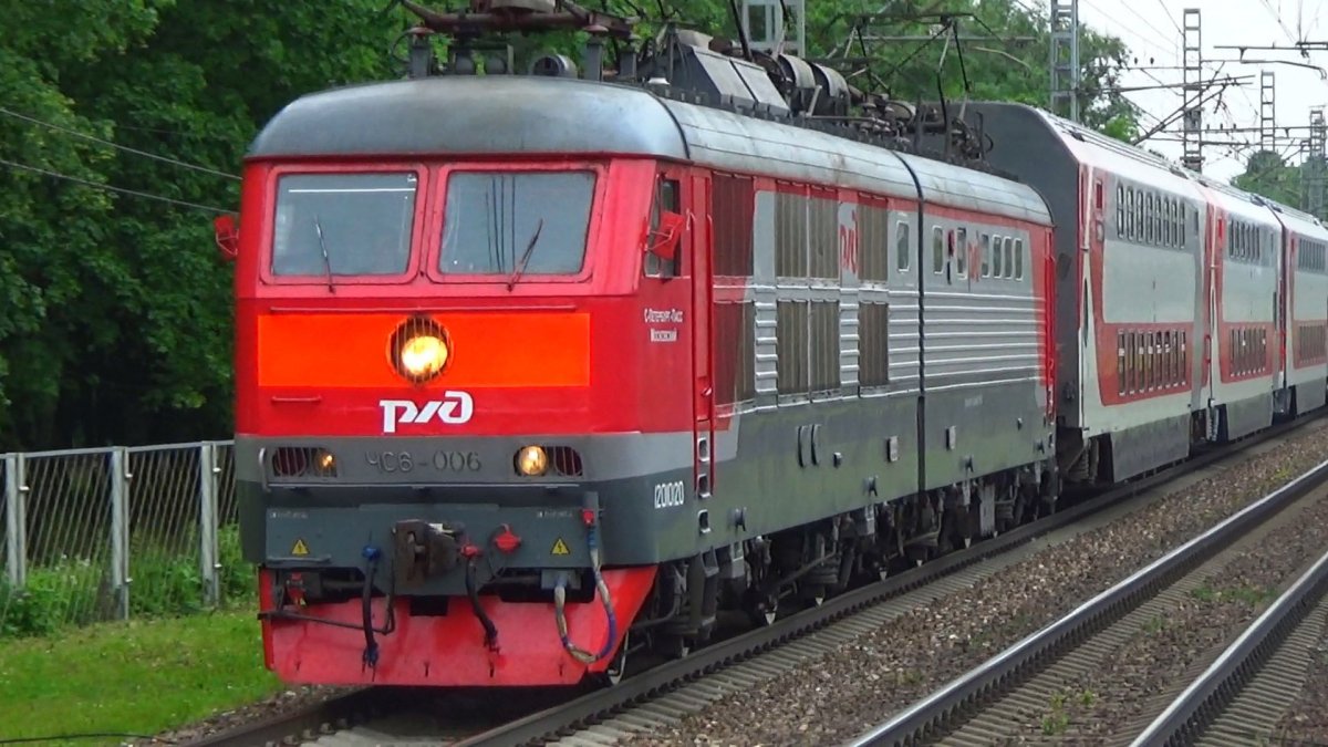 Чс6 с двухэтажным поездом