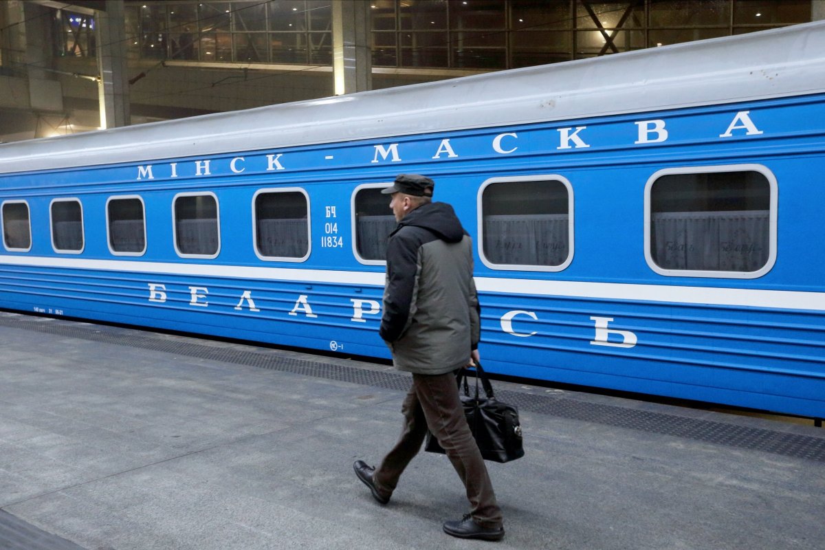 Поезд Минск