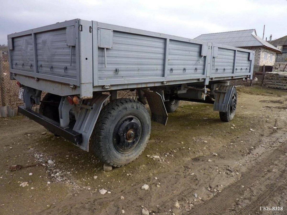ЗИЛ 130 бортовой с прицепом