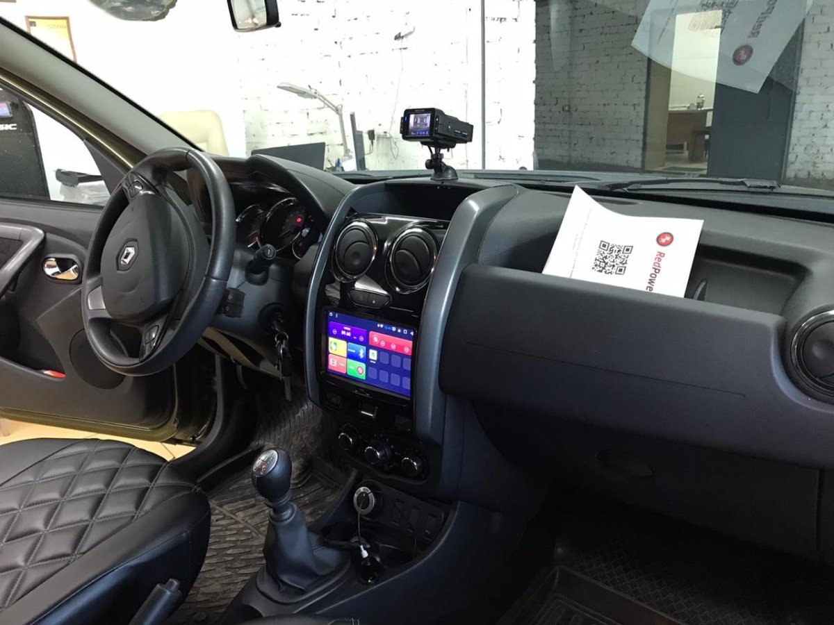 Андроид магнитола на Рено Дастер