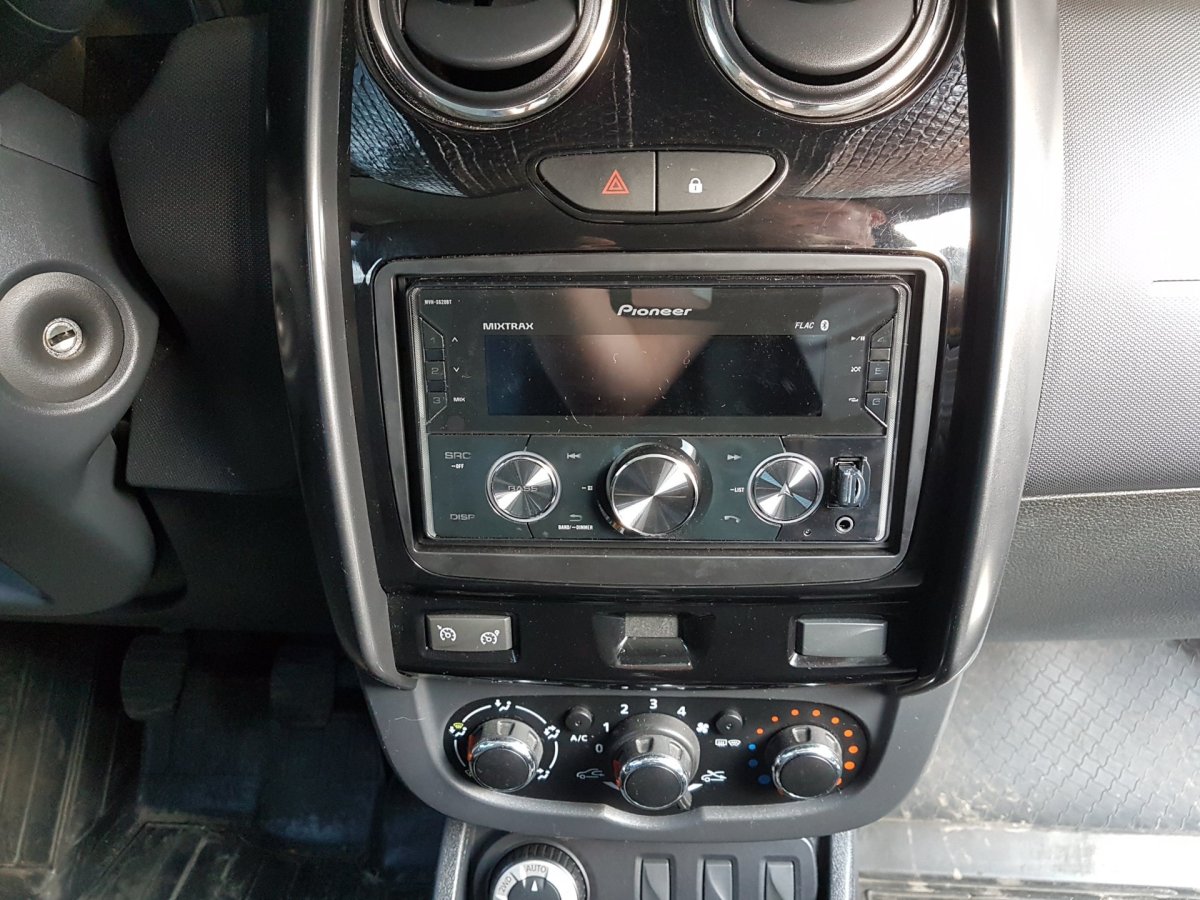 Магнитола 2 din на Рено Дастер