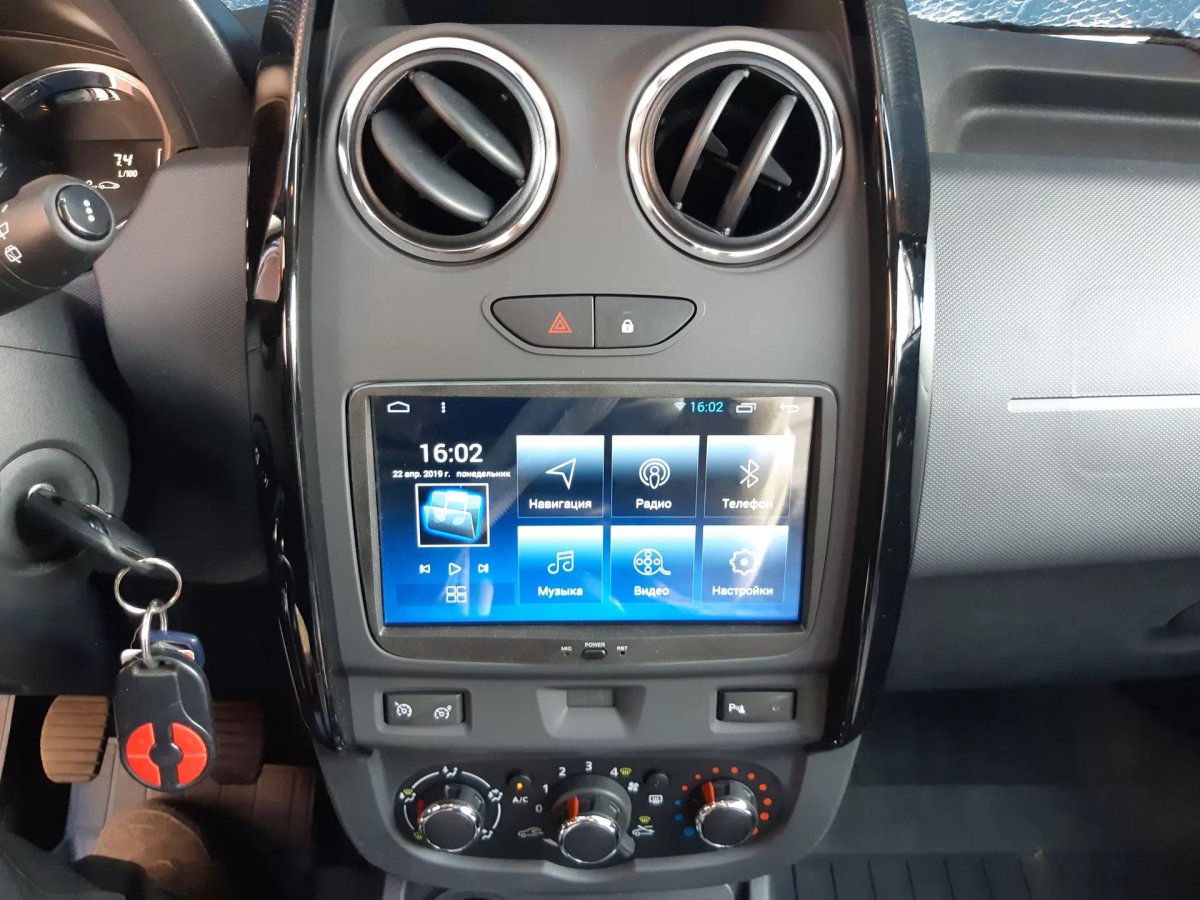 Рамка для магнитолы 1 din для Рено Дастер