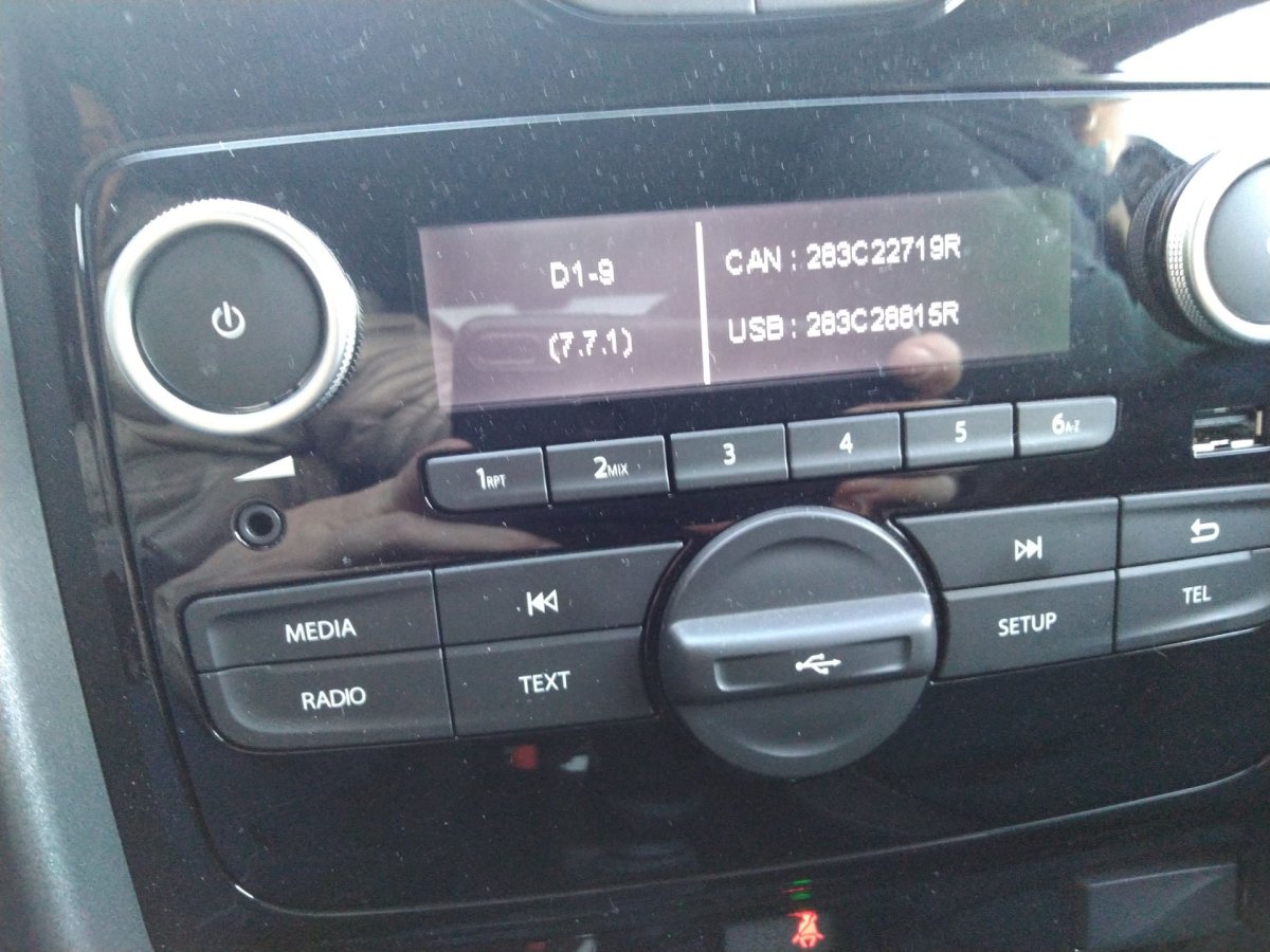 Магнитола Рено Дастер 2019