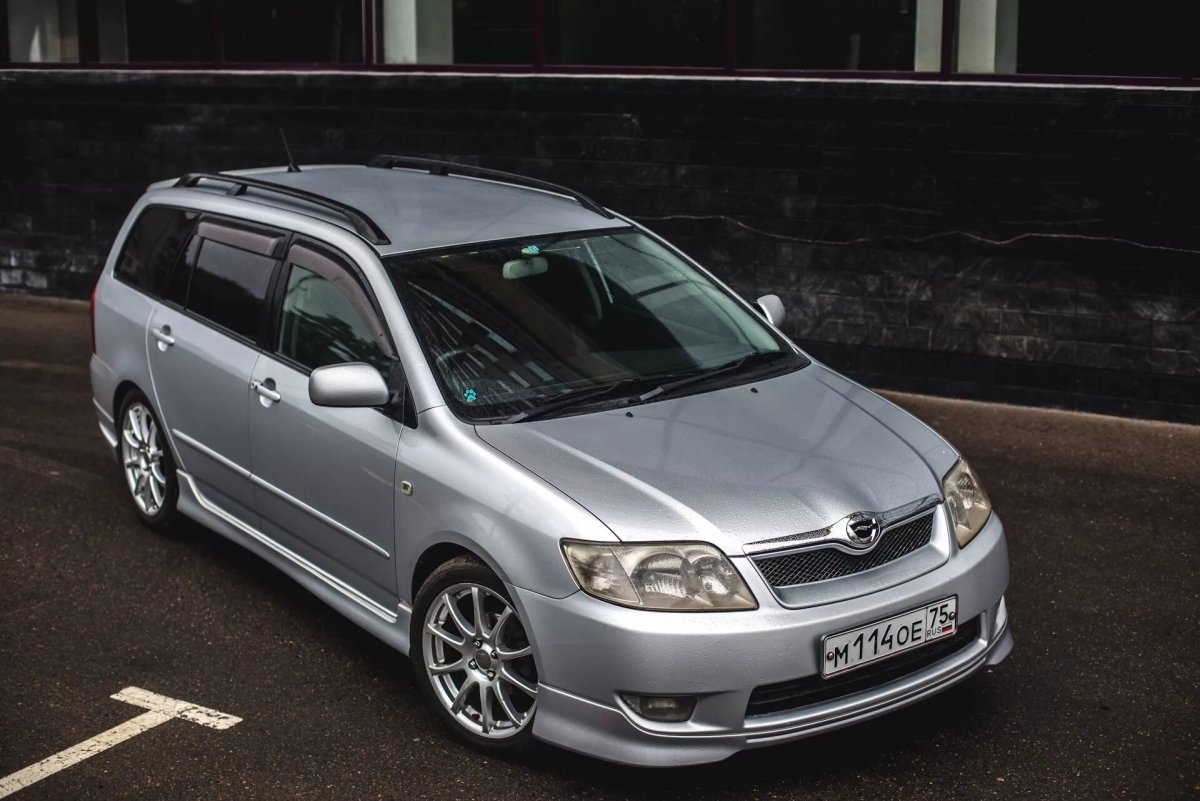 Toyota Corolla Fielder 121