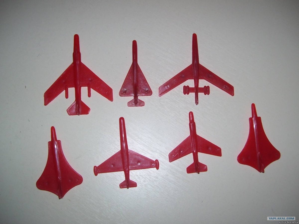 Советские игрушки самолеты