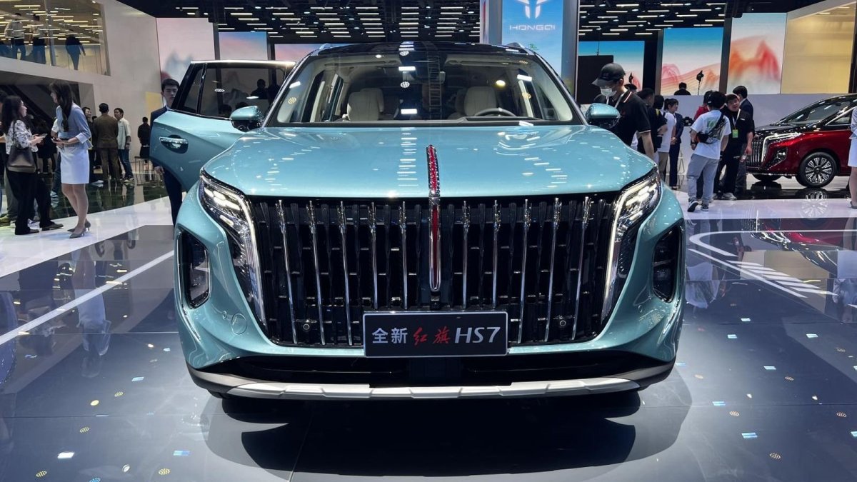 Hongqi hs7