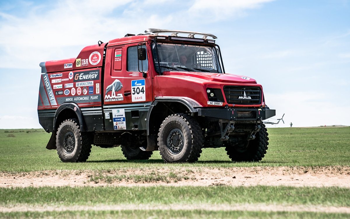 МАЗ капотник