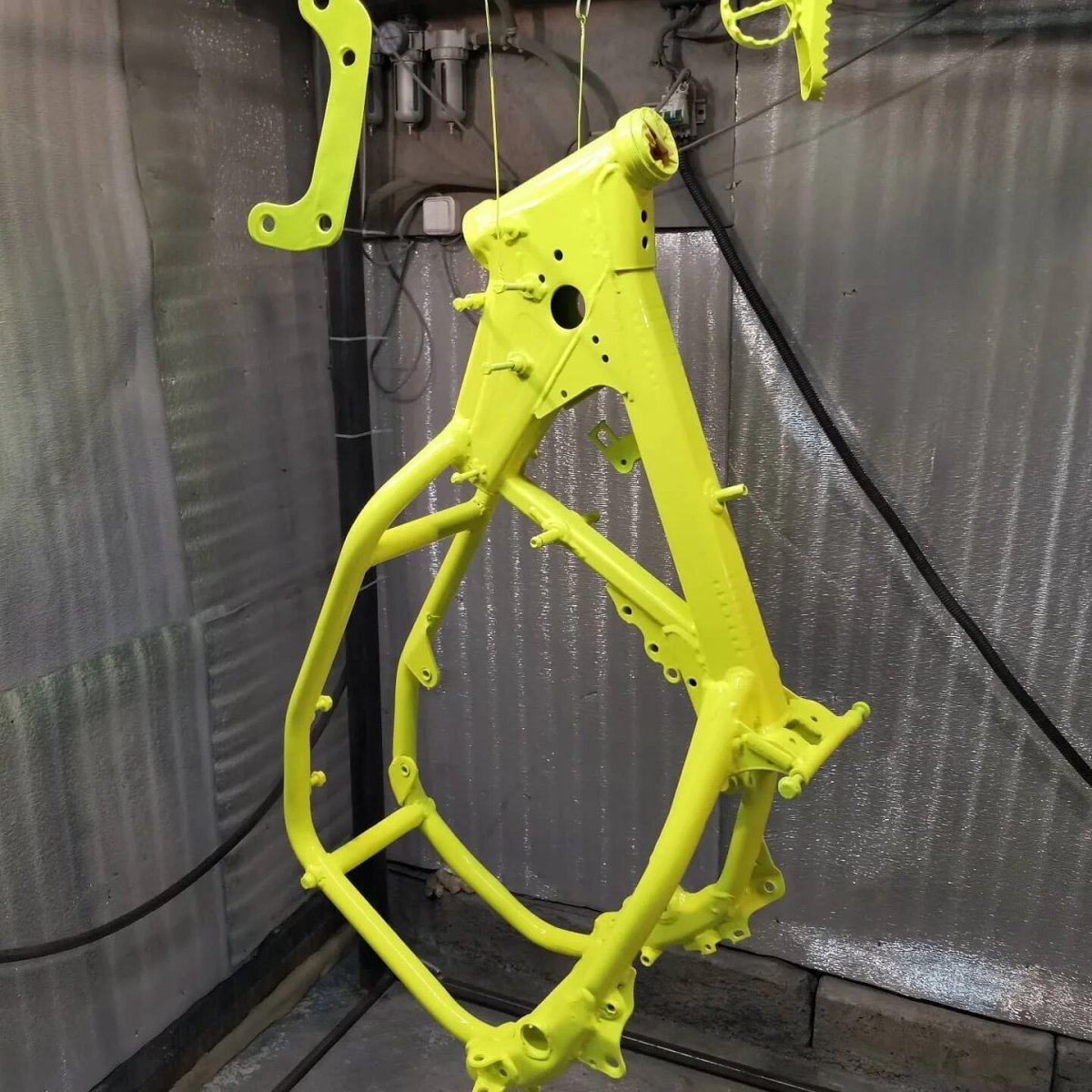 Покраска рамы мотоцикла