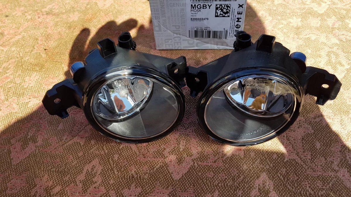 Противотуманные фары Рено Лагуна 2