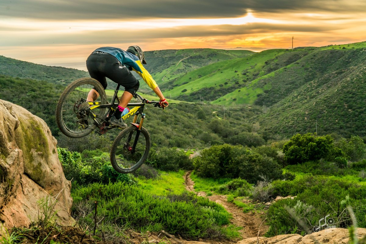 Горный велосипед (маунтинбайк)