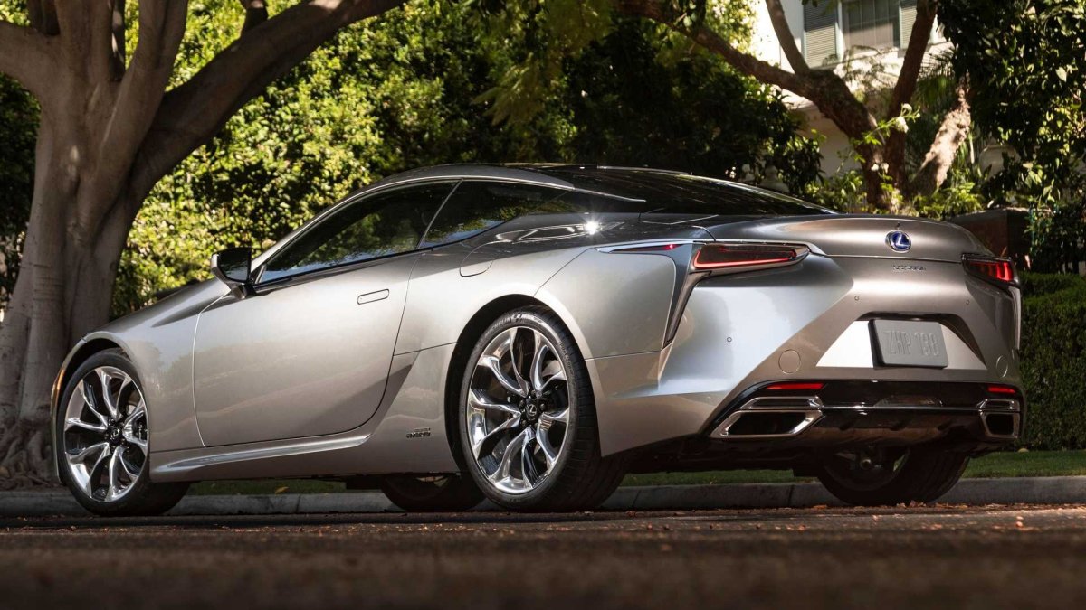 Lexus купе LC 500 2022